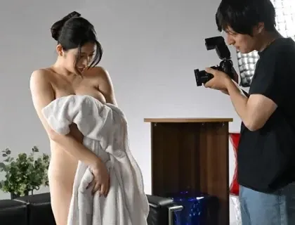 Cho vợ chụp ảnh khỏa thân vào kỷ niệm ngày cưới và cái kết